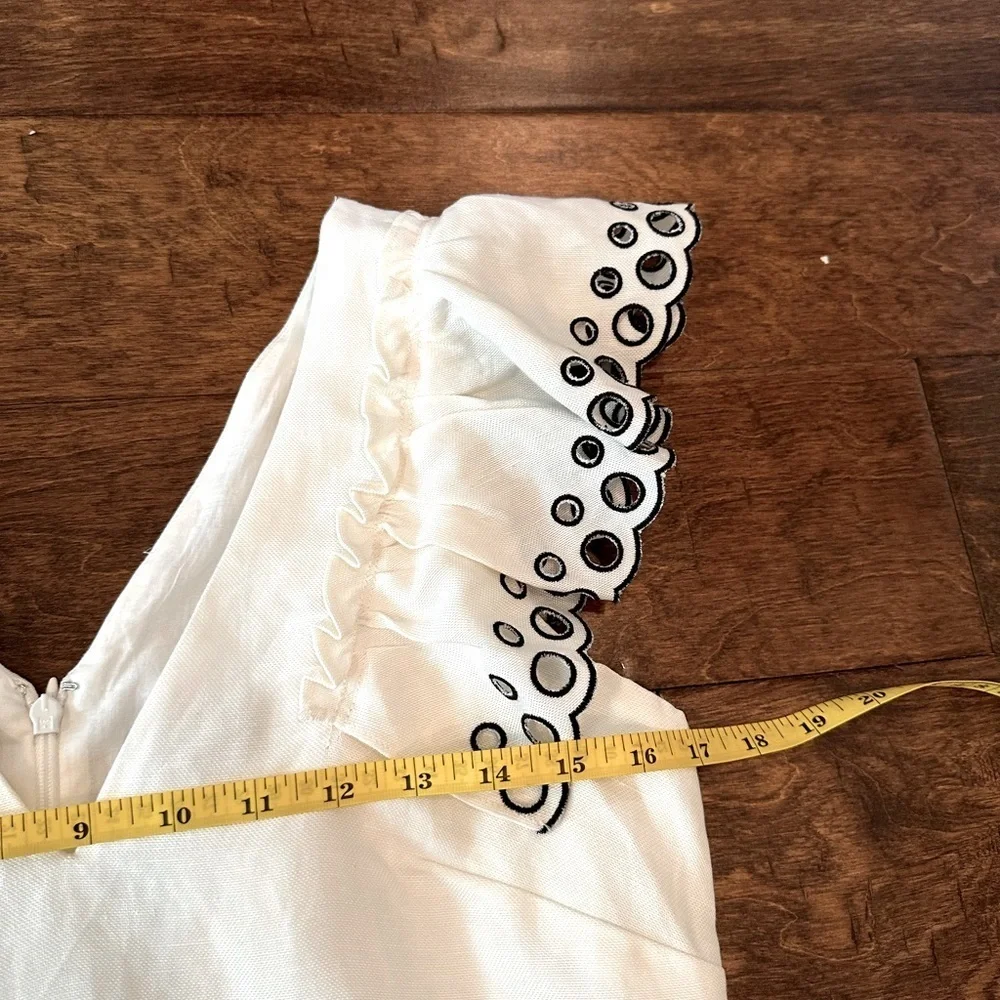 J. Crew Collection White Eyelet Flutter Sleeve Linen
Sheath Dress Size 2 - Picture 12 of 15